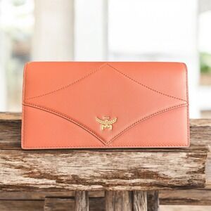 MCM  Leather Wallet Purse On Removable Leather and Chain, MYL ESAK01 X7001
